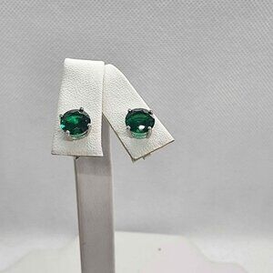 Elegant Green Gemstone Studs in 925 Sterling Silver – Fresh and Vibrant